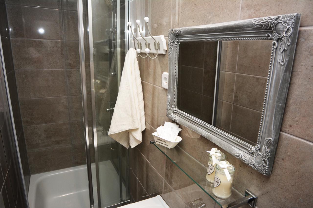 Apartament Pod Kopernikiem II Torun Bagian luar foto
